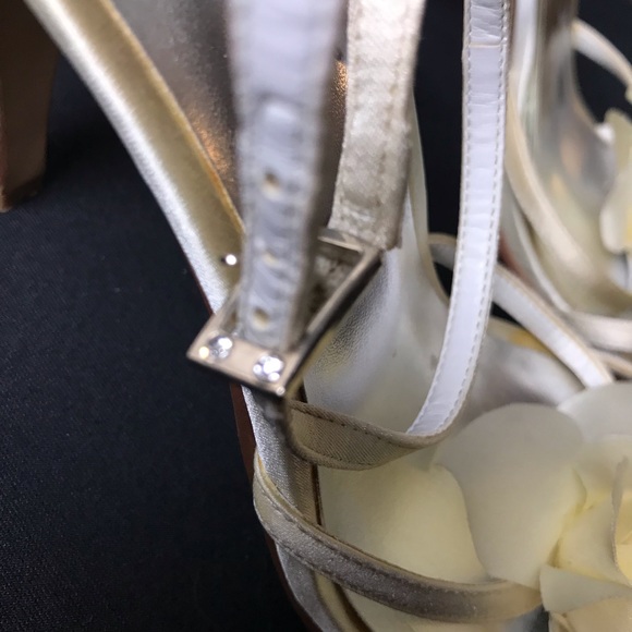 Metaphor fancy heels - Picture 4 of 5